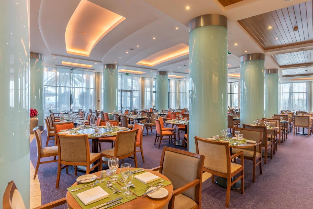 Pestana Grand Ocean Resort Hotel Funchal Dış mekan fotoğraf The restaurant