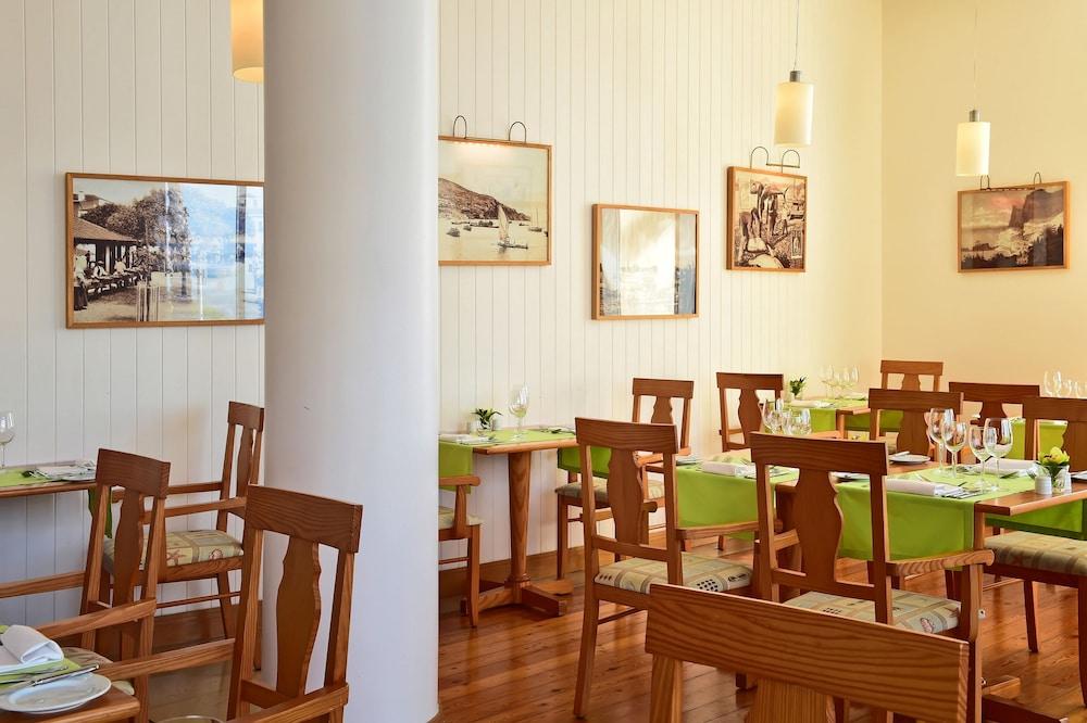 Pestana Grand Ocean Resort Hotel Funchal Dış mekan fotoğraf Restaurant