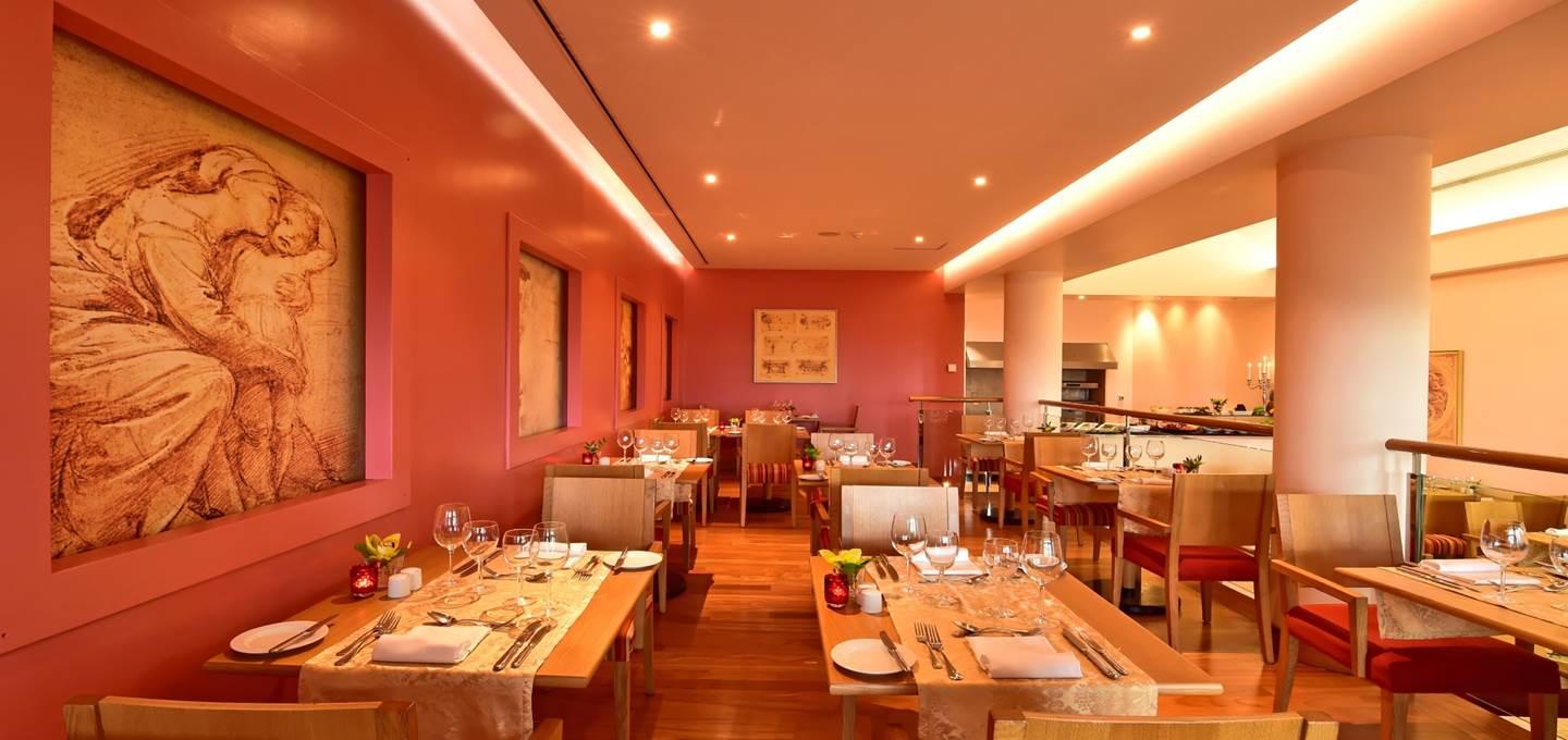 Pestana Grand Ocean Resort Hotel Funchal Dış mekan fotoğraf Restaurant