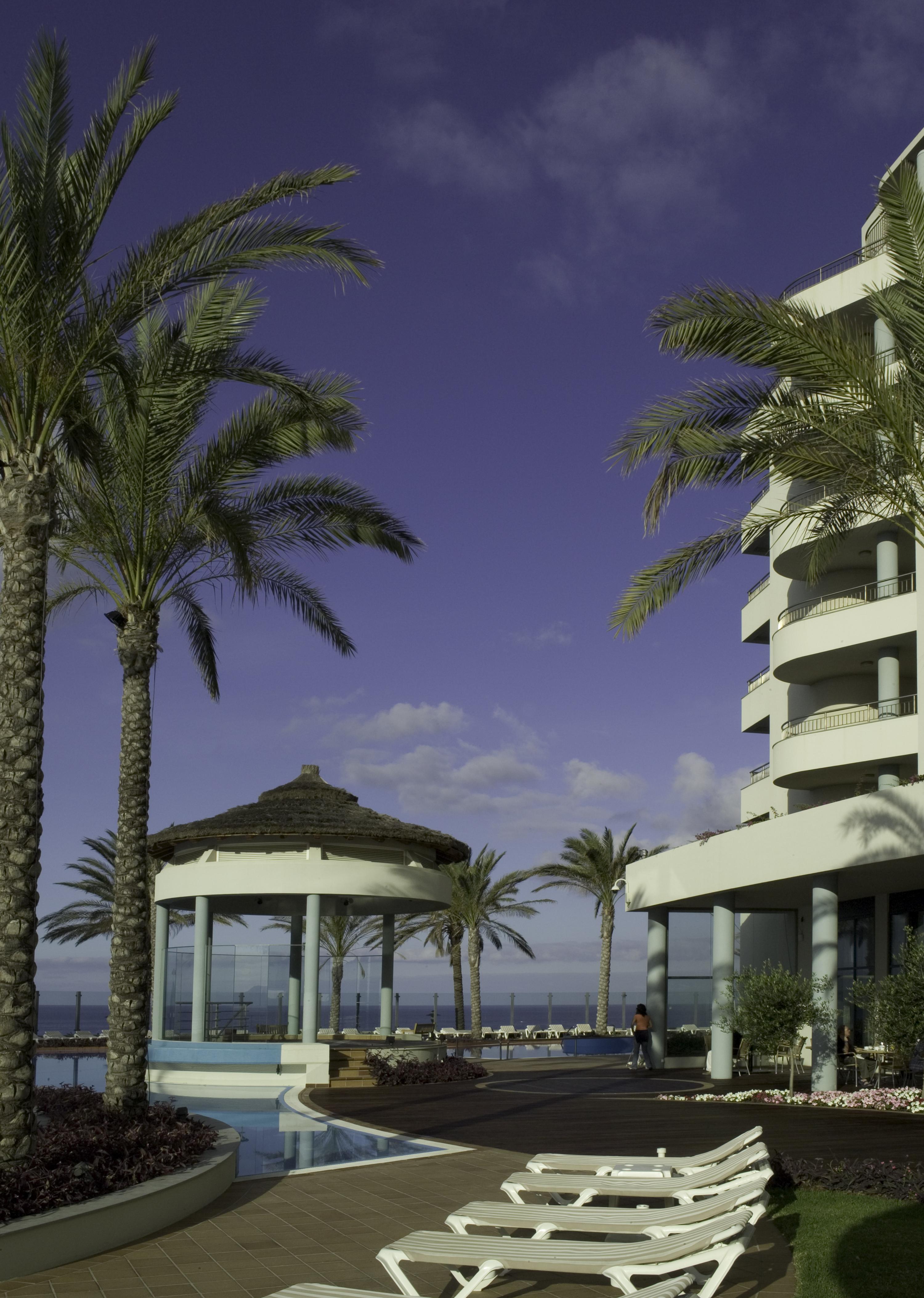 Pestana Grand Ocean Resort Hotel Funchal Dış mekan fotoğraf The hotel