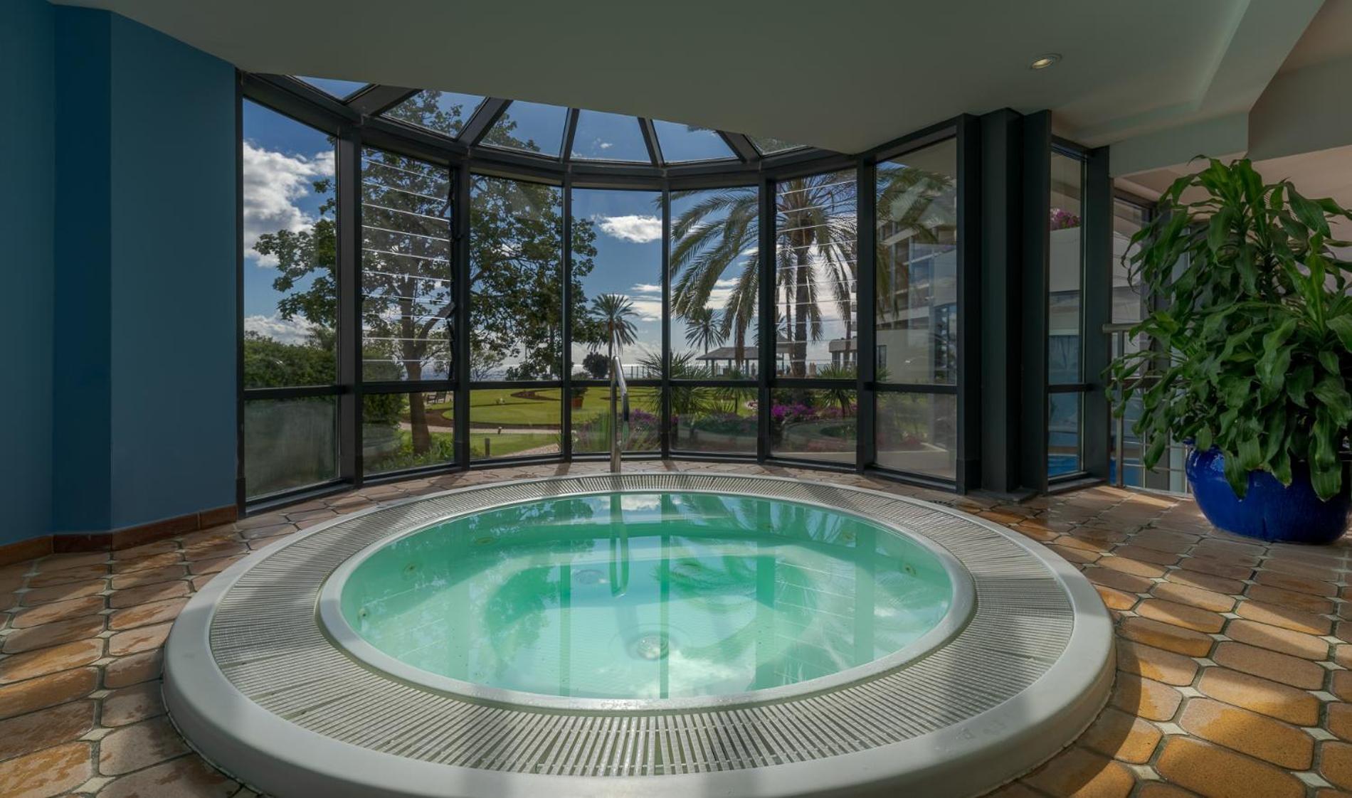 Pestana Grand Ocean Resort Hotel Funchal Dış mekan fotoğraf