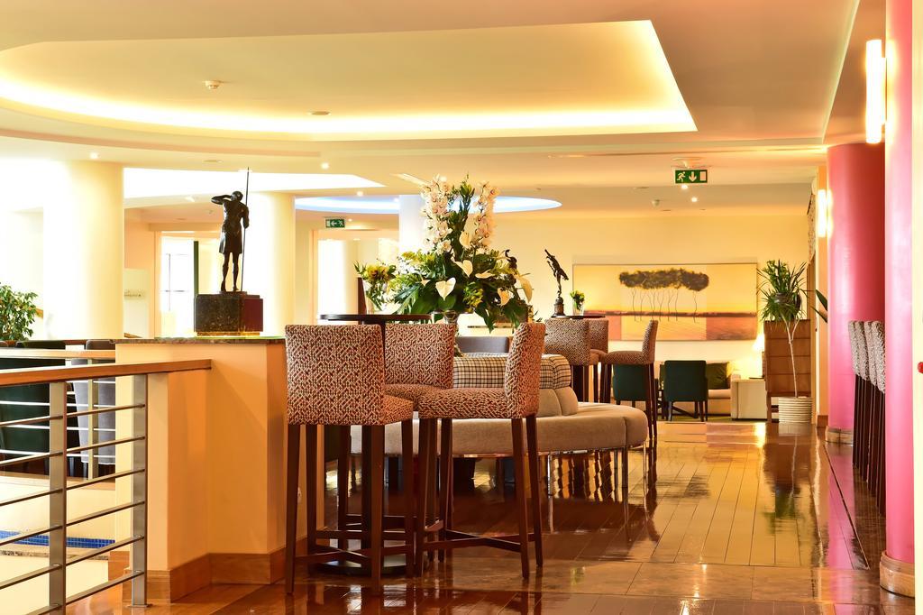 Pestana Grand Ocean Resort Hotel Funchal Dış mekan fotoğraf The lobby of the hotel